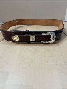 Nocona Cherry Brown Leather Western Belt w/ Silver Tone Hardware Men’s 36